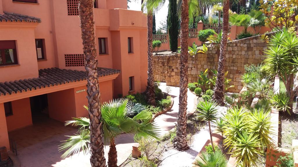 Royal Suites Marbella เบนาบีส ภายนอก รูปภาพ