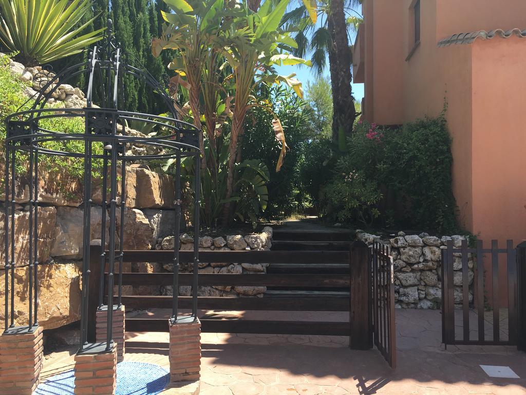Royal Suites Marbella เบนาบีส ภายนอก รูปภาพ
