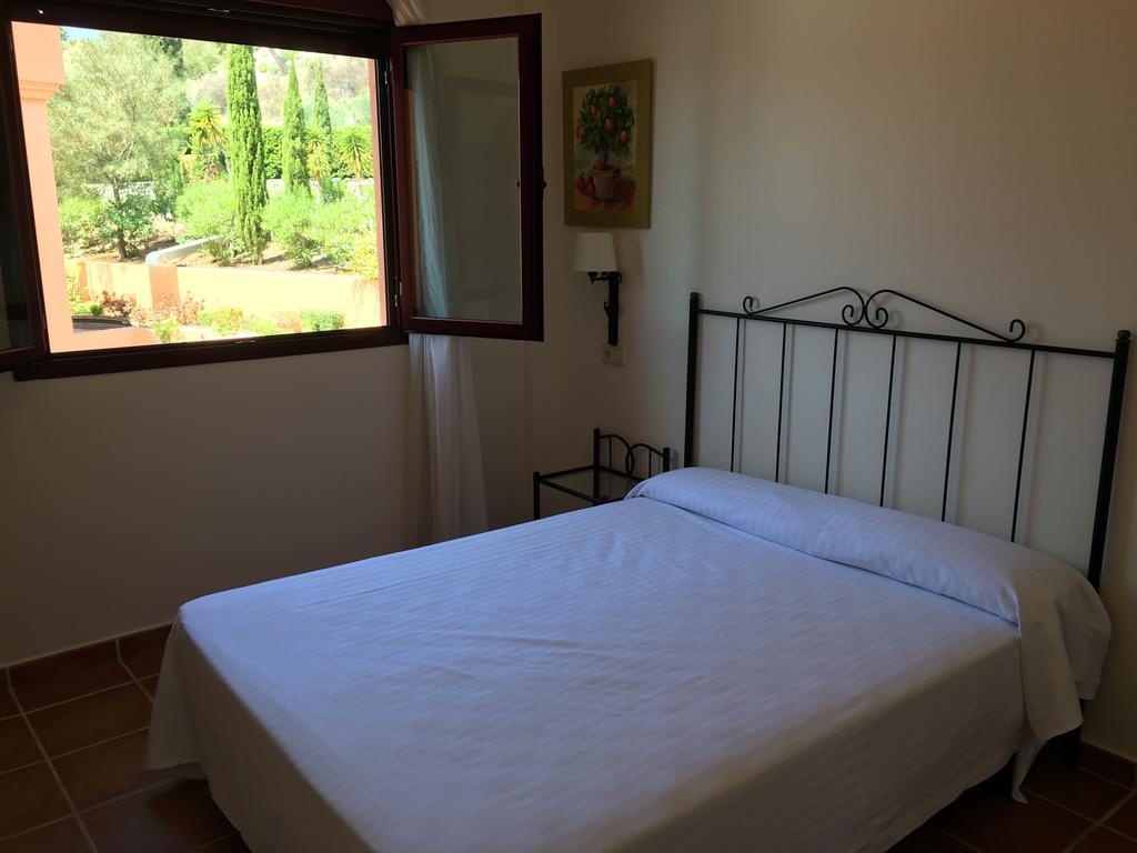 Royal Suites Marbella เบนาบีส ภายนอก รูปภาพ