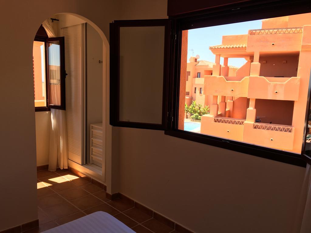 Royal Suites Marbella เบนาบีส ภายนอก รูปภาพ