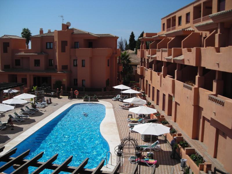 Royal Suites Marbella เบนาบีส ภายนอก รูปภาพ
