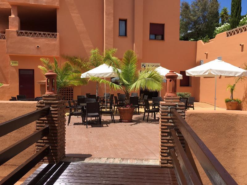 Royal Suites Marbella เบนาบีส ภายนอก รูปภาพ
