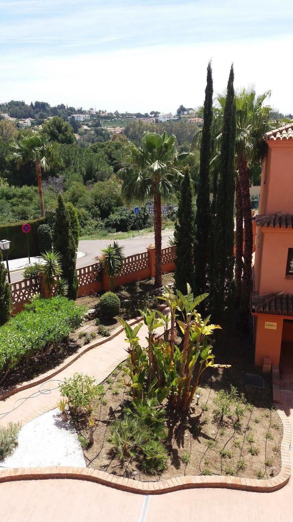 Royal Suites Marbella เบนาบีส ภายนอก รูปภาพ